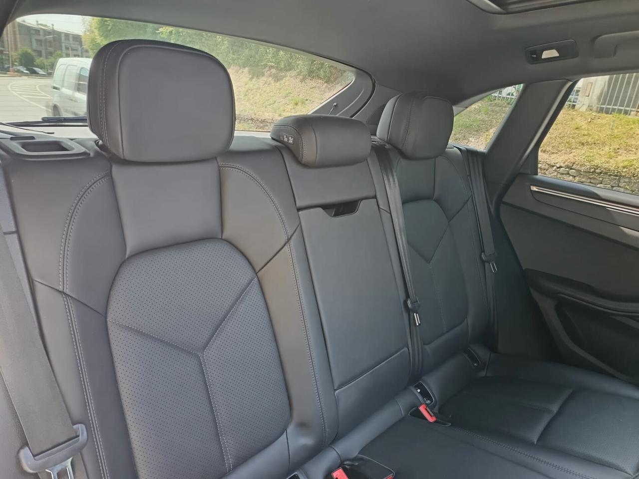 Porsche Macan 2.0 245CV, TETTO, 21, TAGLIANDATA