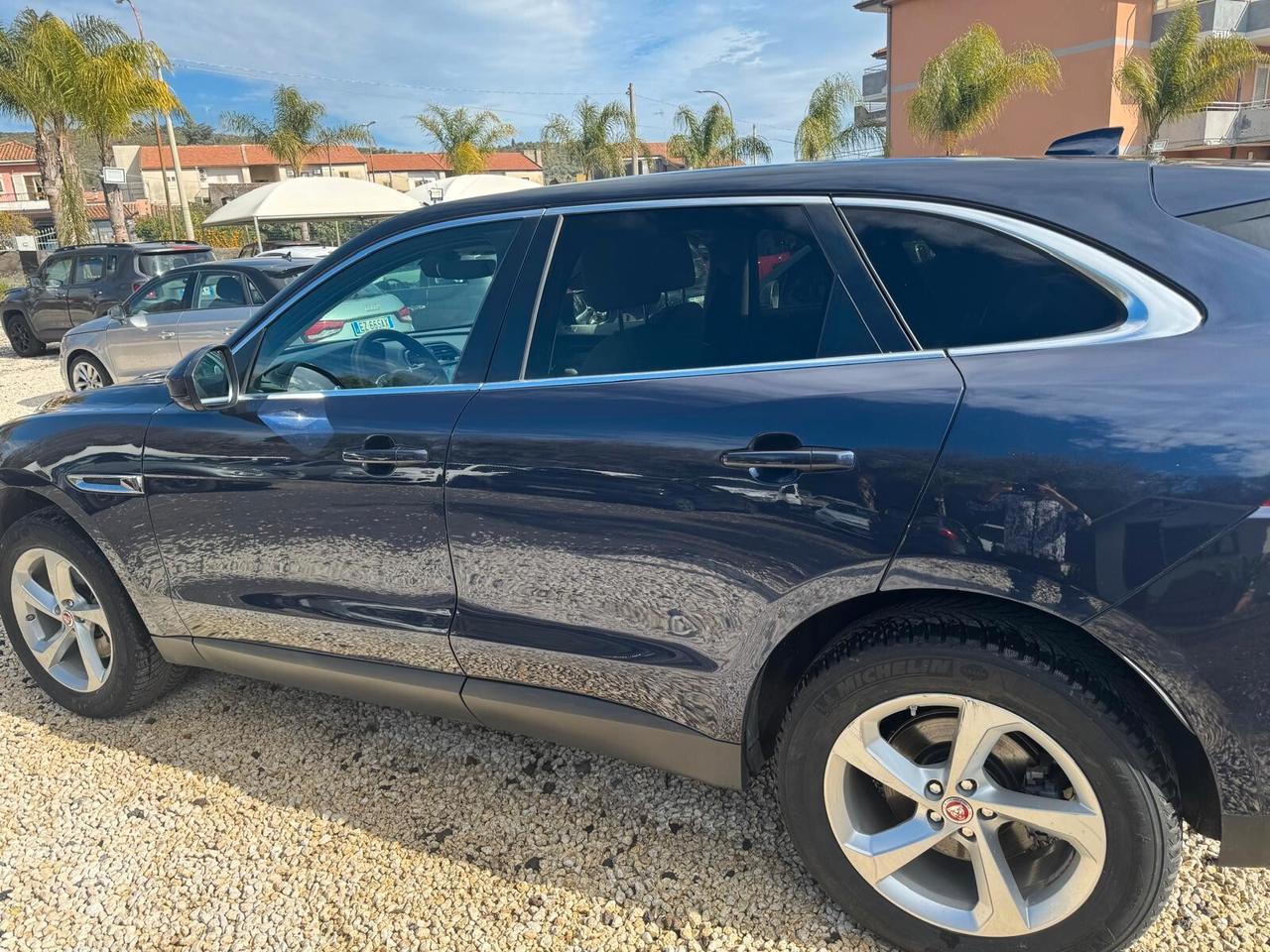 Jaguar F-Pace 2.0 D 180 CV AWD aut. Portfolio