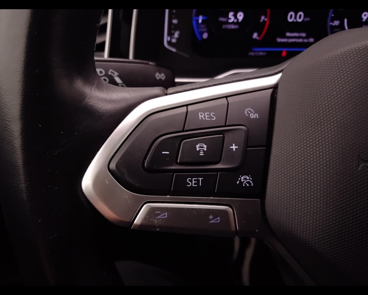 VOLKSWAGEN Taigo - Taigo 1.0 tsi R-Line 110cv