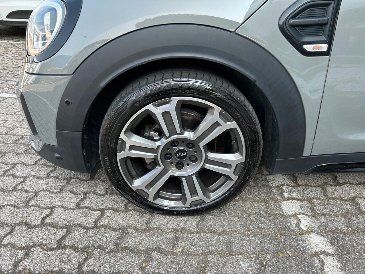MINI Cooper D Countryman 2.0 Hype auto FULL TETTO