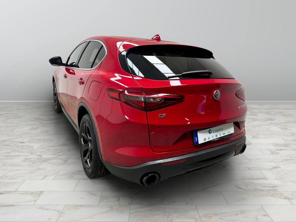 ALFA ROMEO Stelvio 2017 - Stelvio 2.2 t Executive Q4 210cv auto my19