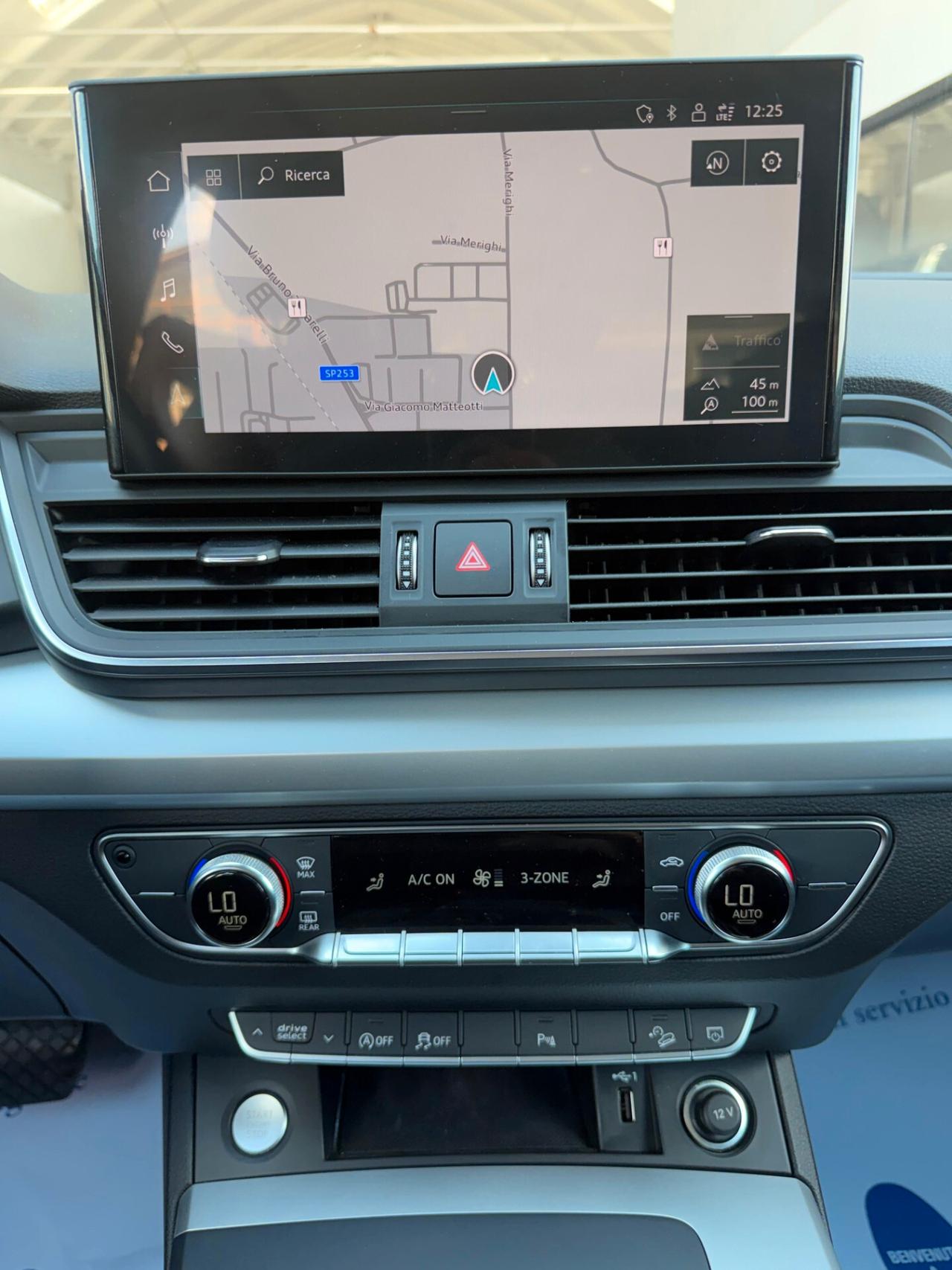 Audi Q5 30 TDI S tronic Sport FARI MATRIX