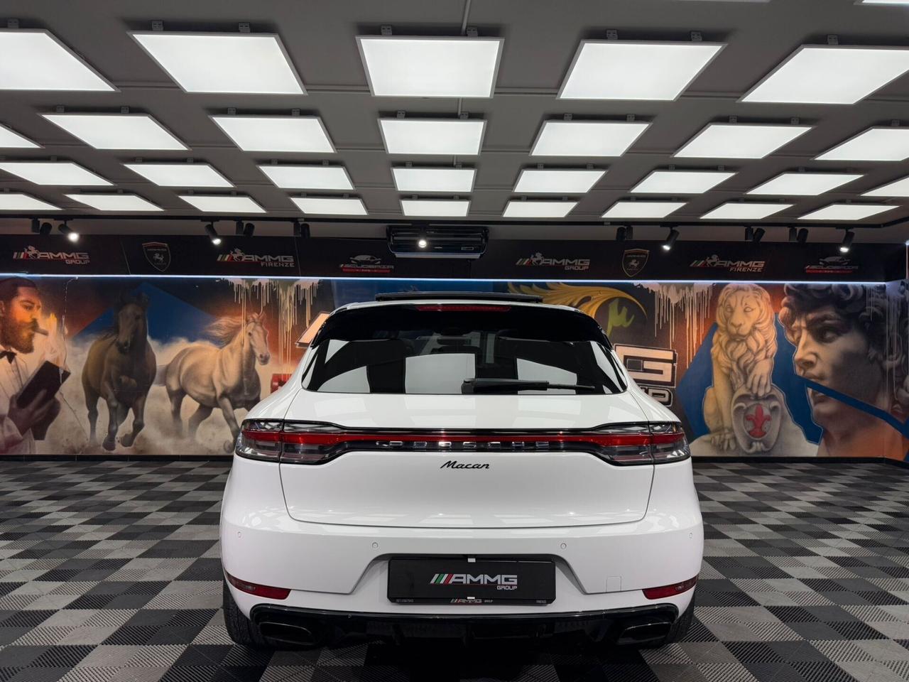 Porsche Macan 2.0 (810)