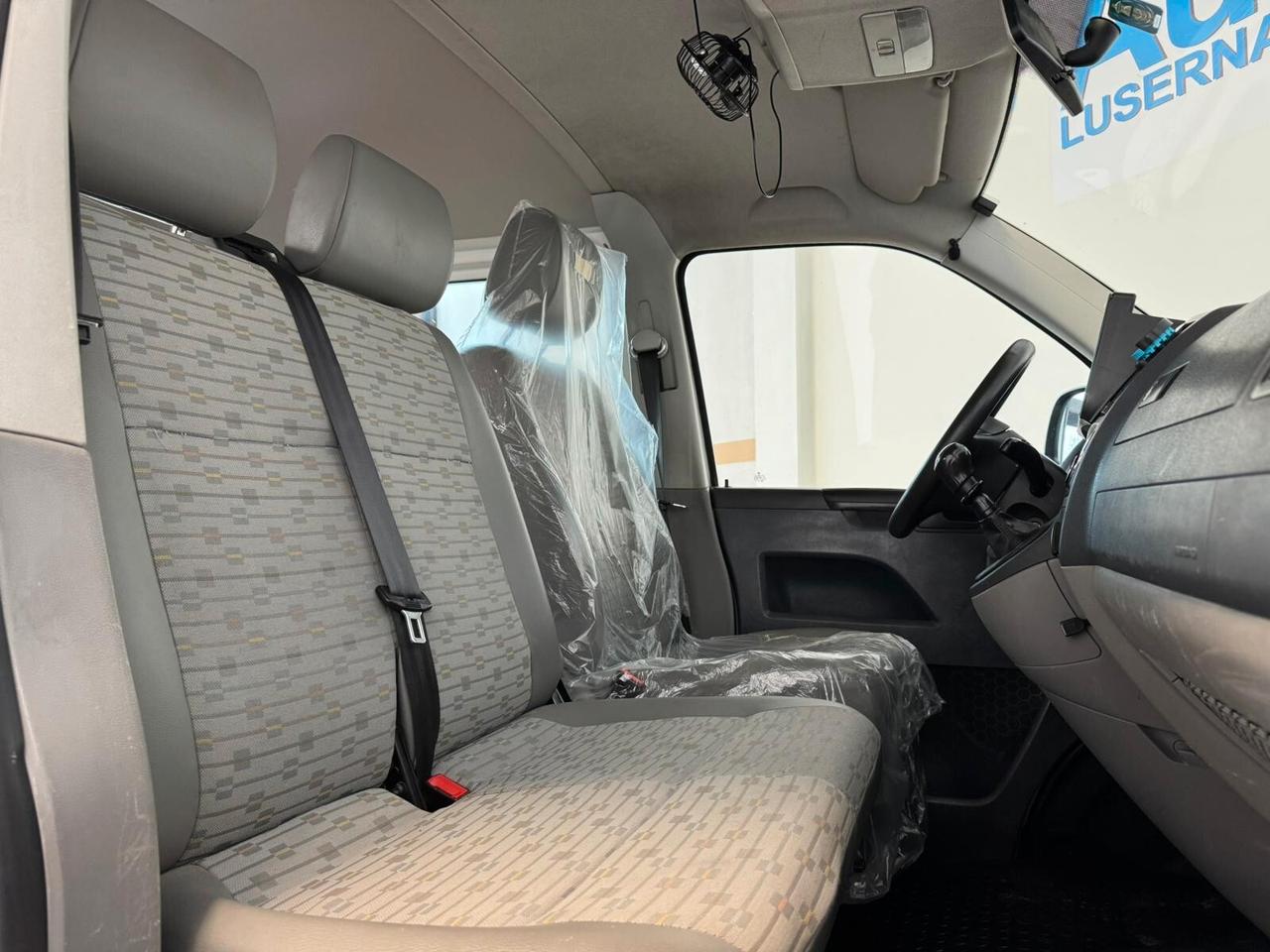 Volkswagen Transporter 9 posti 2.0 TDI 102CV PL Kombi + traino