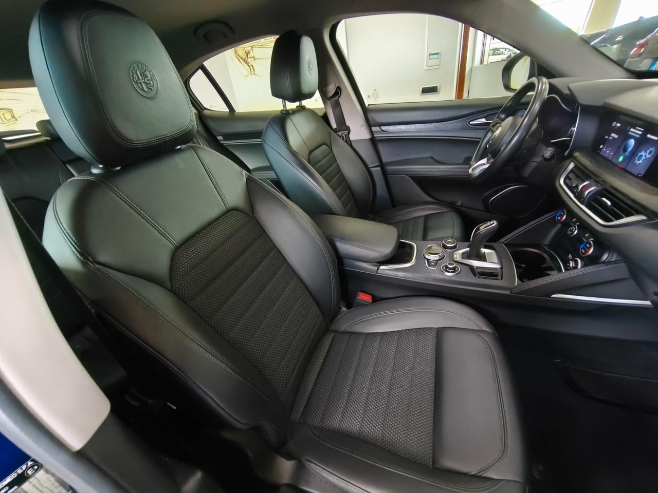 Alfa Romeo Stelvio 2.2 Turbodiesel 190 CV AT8 RWD Executive