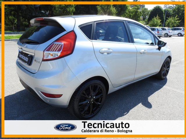 FORD Fiesta 1.5 TDCi 75CV 5 porte Titanium *NEOPATENTATO*