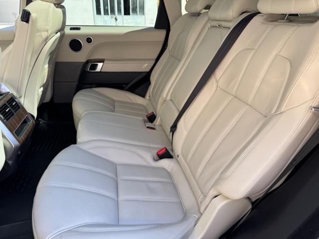 LAND ROVER Range Rover Sport 3.0 TDV6 HSE Dynamic