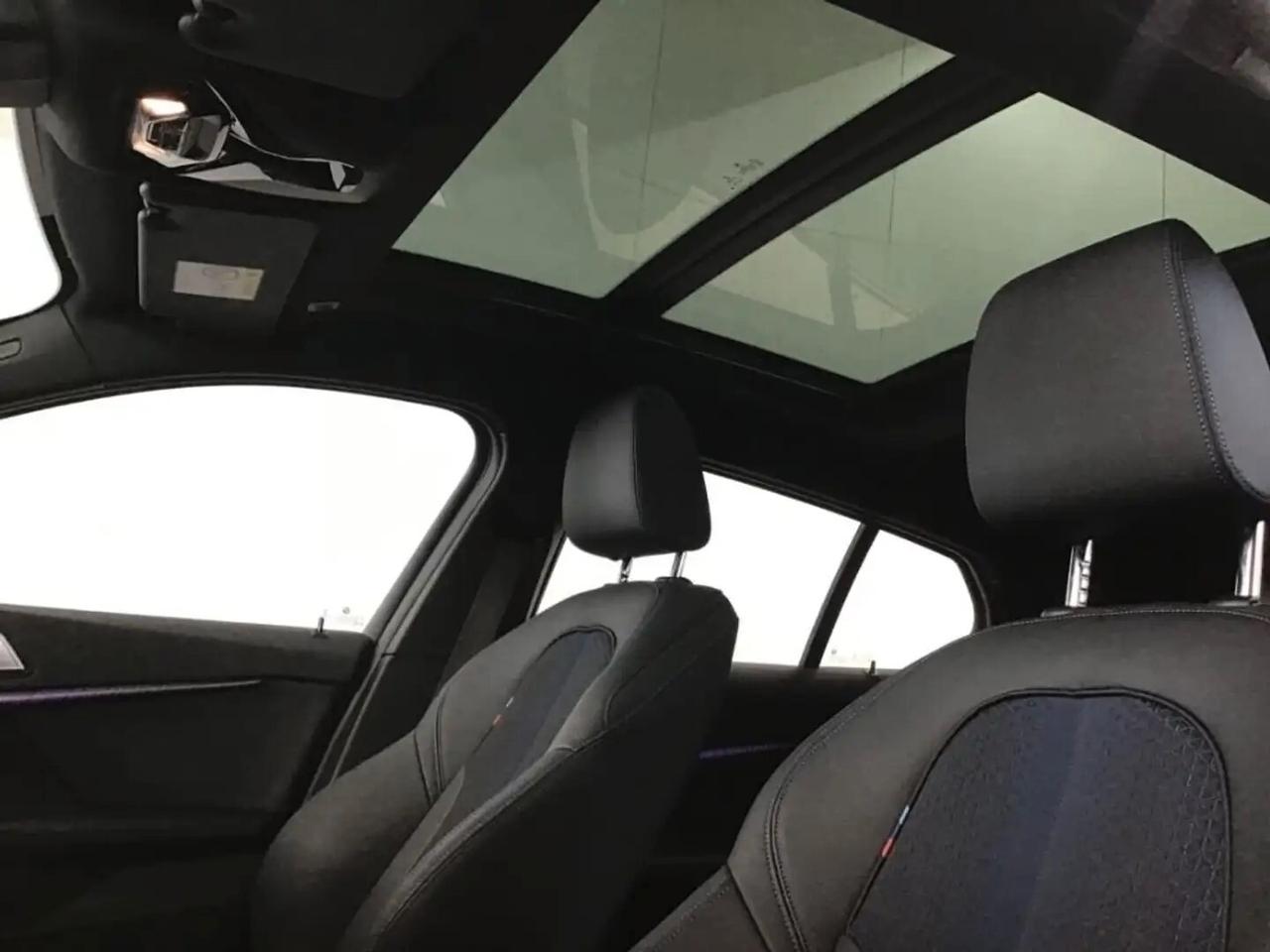 Bmw 118 118d 5p. Msport