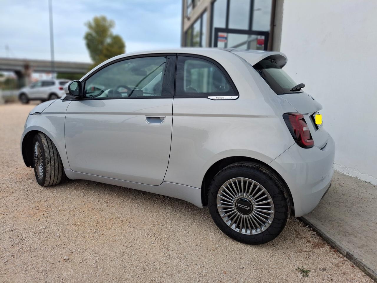 Fiat 500Hybrid, 3900€ANT. 233€MENS.