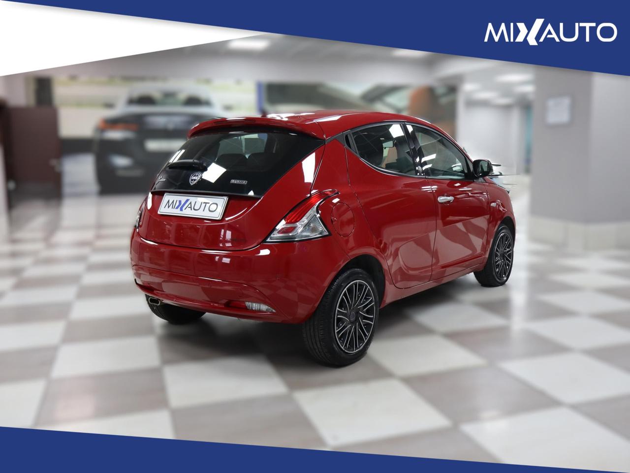 Lancia Ypsilon 1.0 Firefly Hybrid UnYca Ecochic