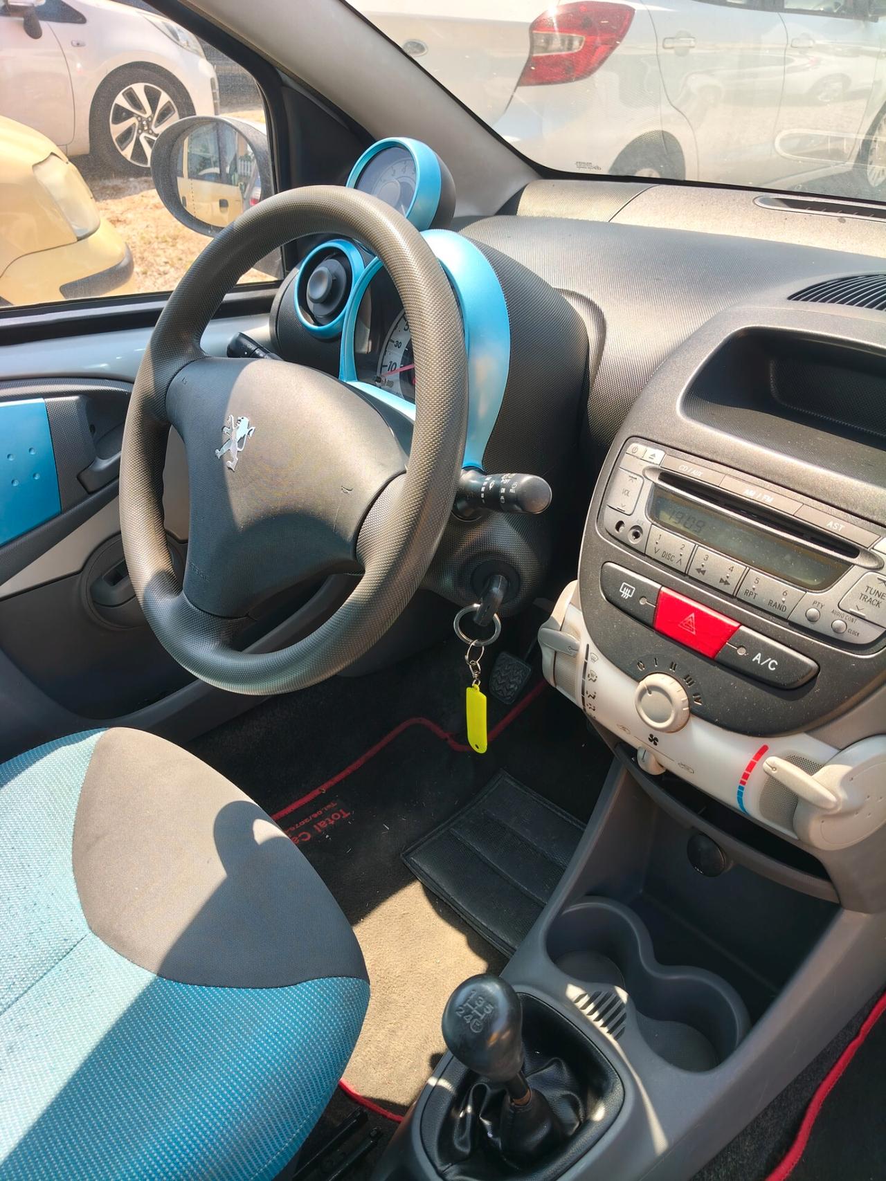Peugeot 107 1.0 68CV 3p. Sweet Years