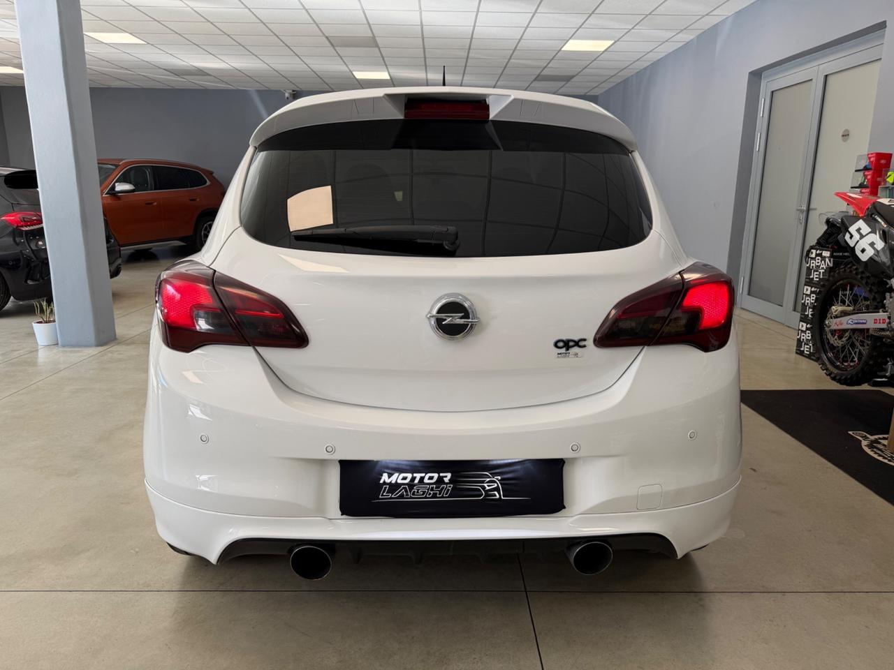 Opel Corsa 1.6 Turbo Coupé OPC