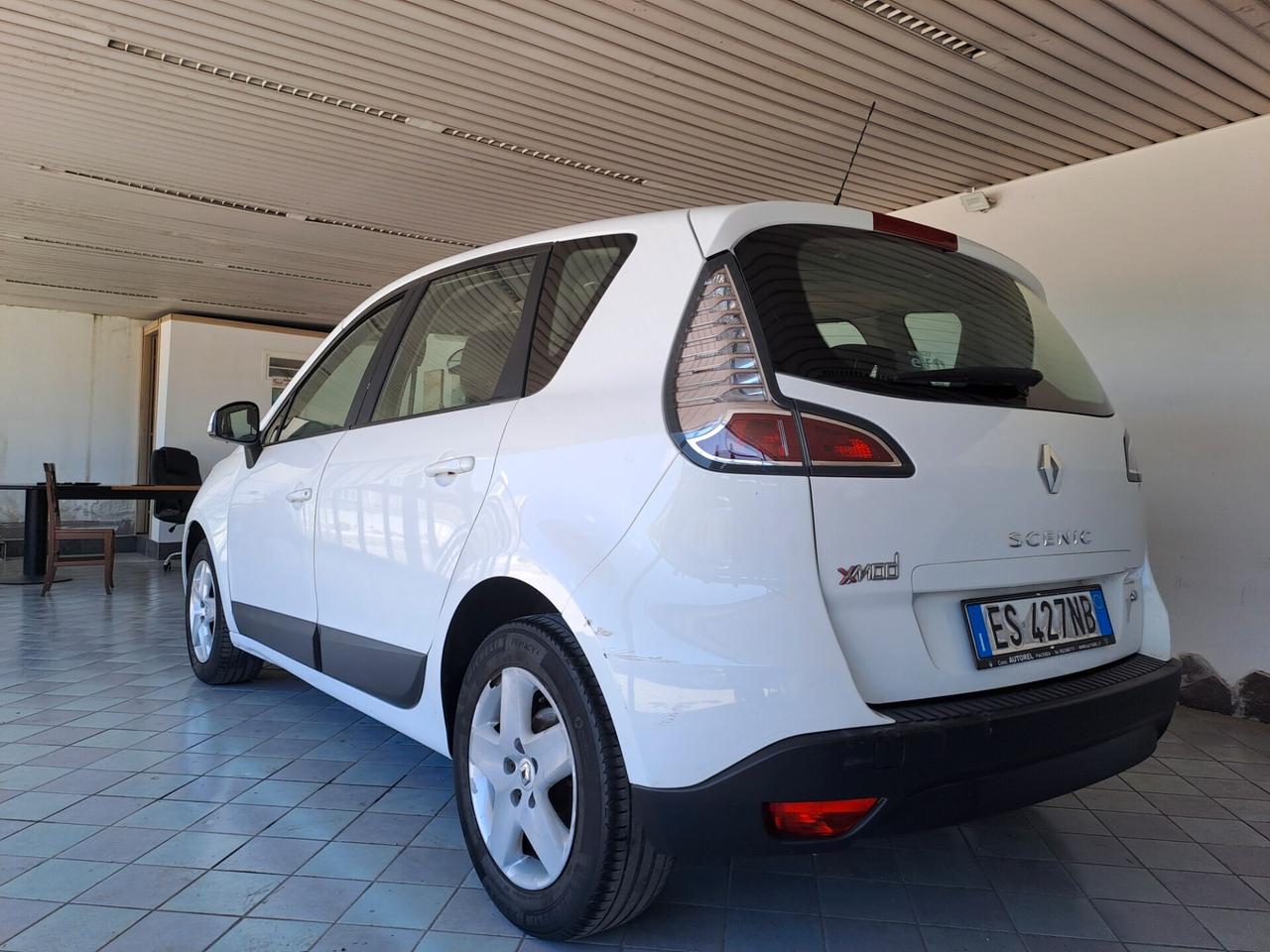 Renault Scénic XMod 1.5 dCi AUTOCARRO N1