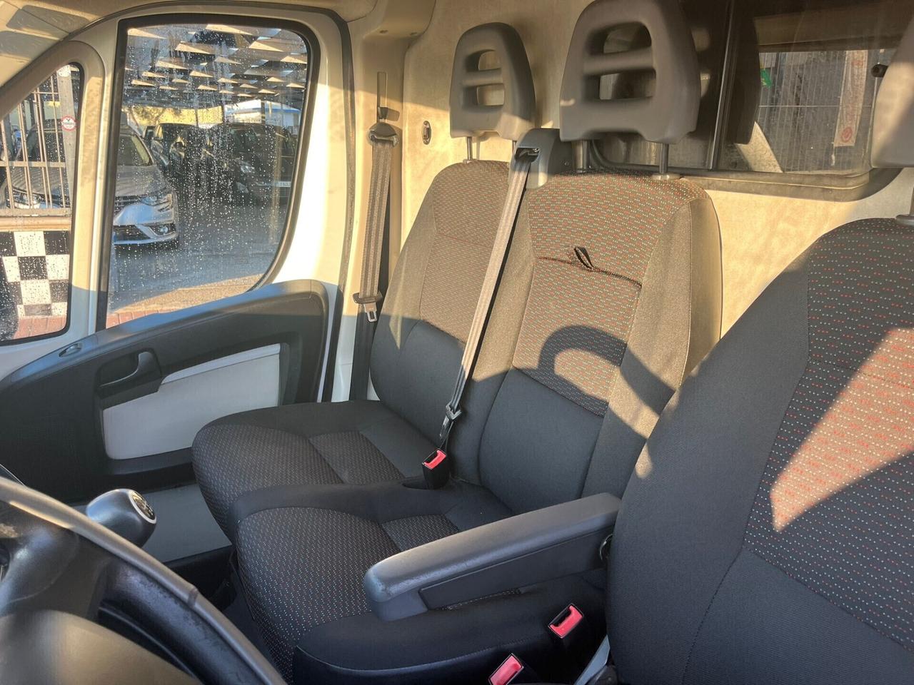 Peugeot Boxer 2.2 HDi Furgone Unirpro 2015