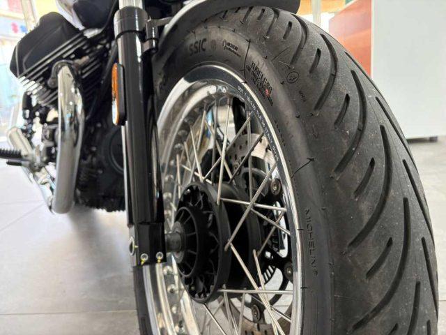 MOTO GUZZI V7 GUZZI - SPECIAL