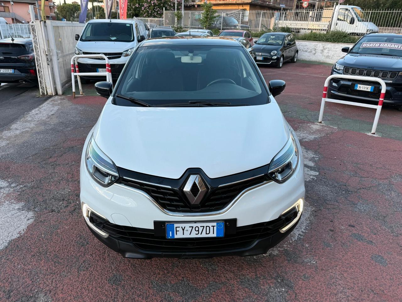 Renault Captur 90cv *PRONTA CONSEGNA*