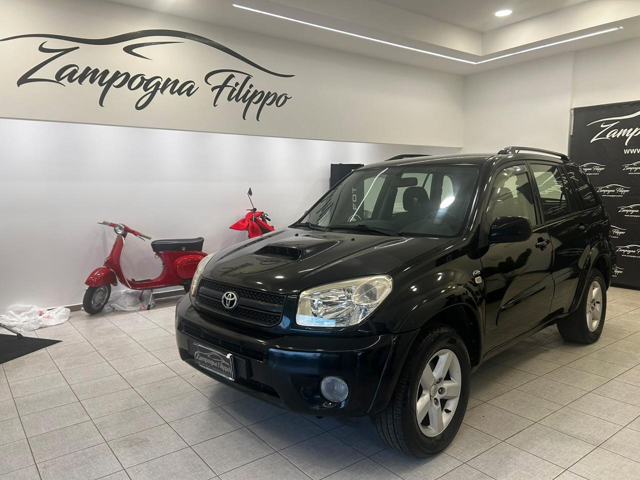 Toyota RAV 4 RAV4 2.0 Tdi D-4D cat 5 porte Sol