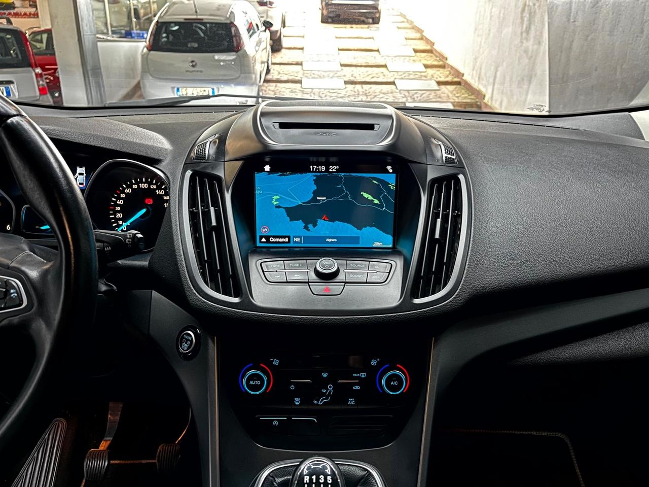Ford Kuga 1.5 TDCI 120 CV Titanium - FABIANOAUTO