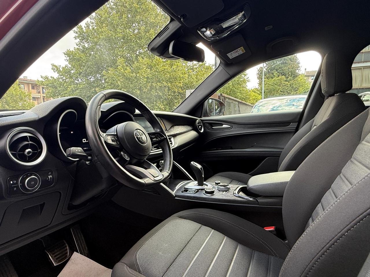 Alfa Romeo Stelvio 2.2 Turbodiesel 160 CV AT8 RWD Super