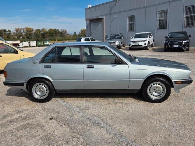 Maserati BITURBO 425 MISSONI -SERVICE BOOK-