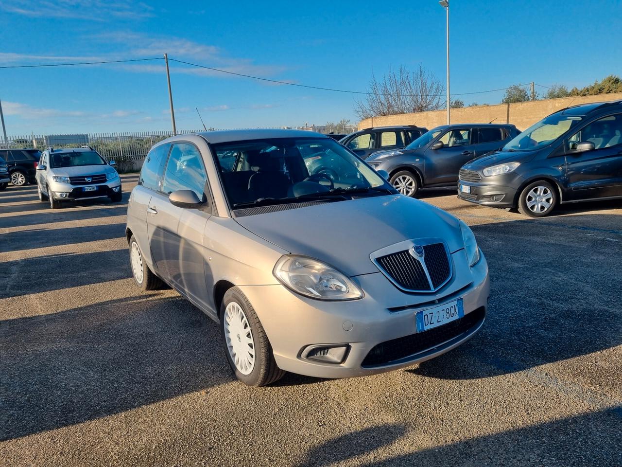 Lancia Ypsilon 1.4 Oro Ecochic GPL