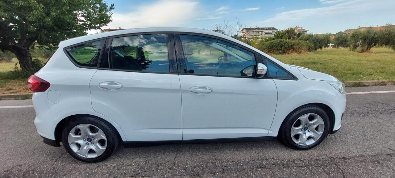 C-MAX 1,6 GPL DI SERIE 120 CV TITANIUM NAVI TELEFONO SENSORI FULL FULL IMPECCABILE