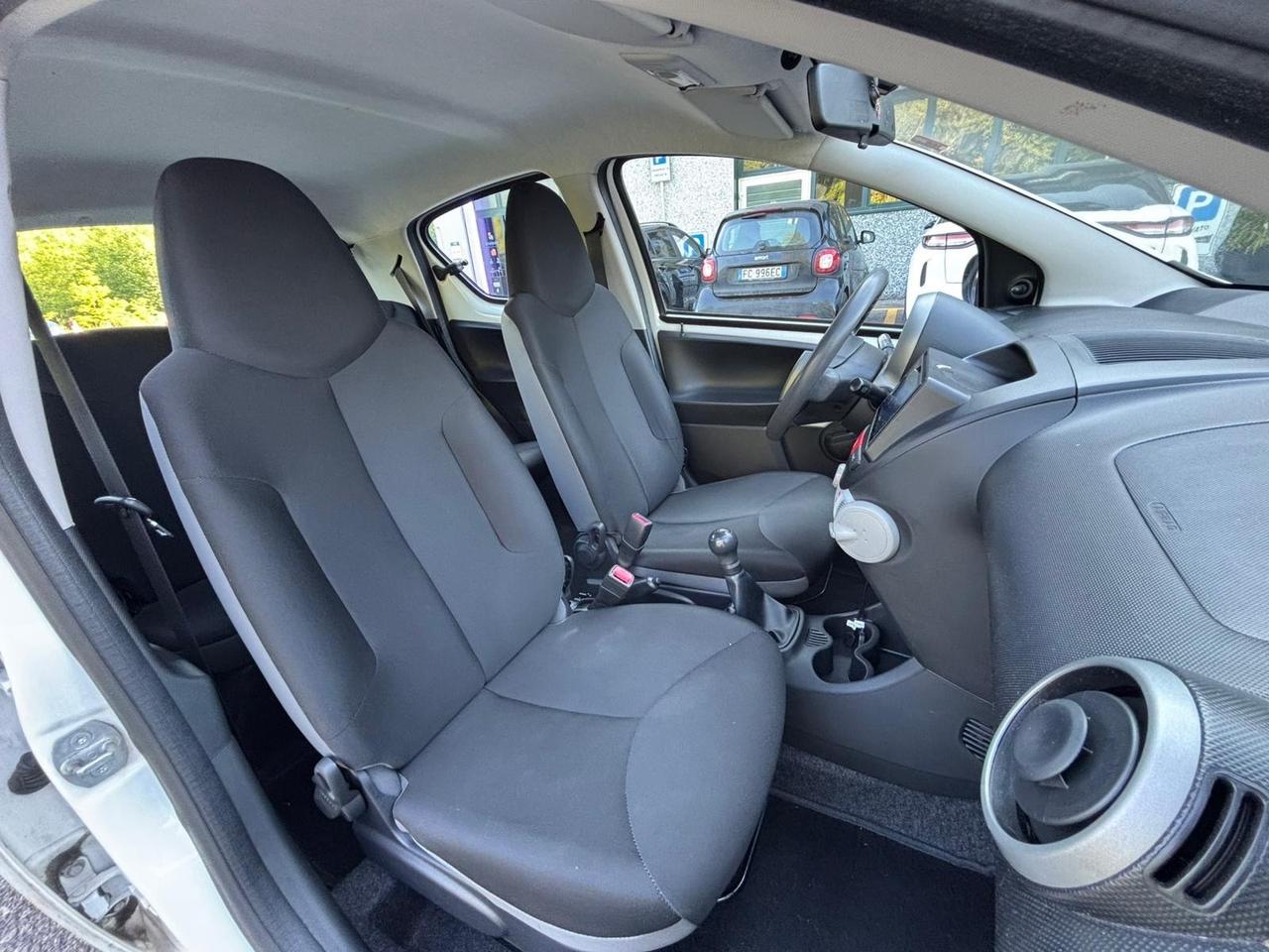 Toyota Aygo 1.0 12V VVT-i 5 porte Active Connect