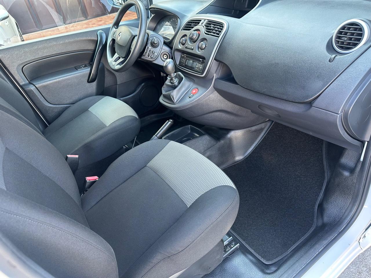 Renault Kangoo 1.5 dCi 90CV 5 porte Stop & Start Limited N1