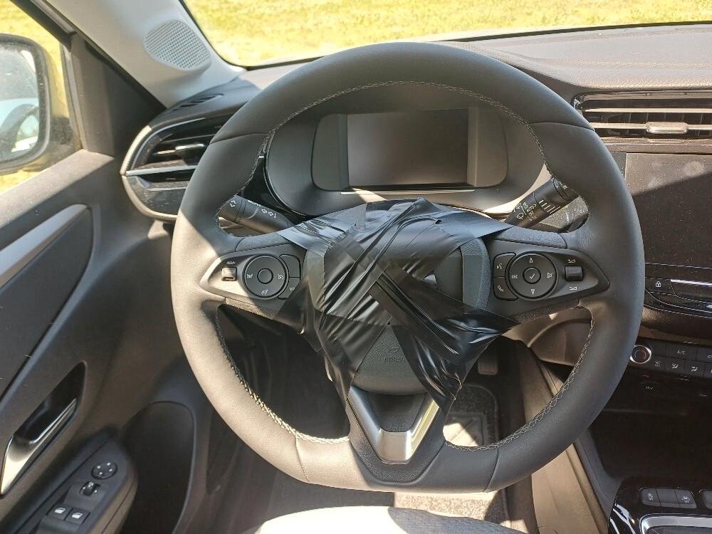 Opel Corsa 1.200 2024 Incidentata