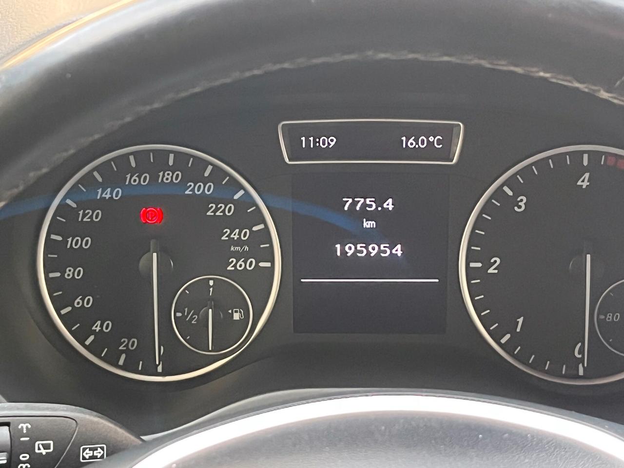 Mercedes-benz B 180 CDI BlueEFFICIENCY Premium