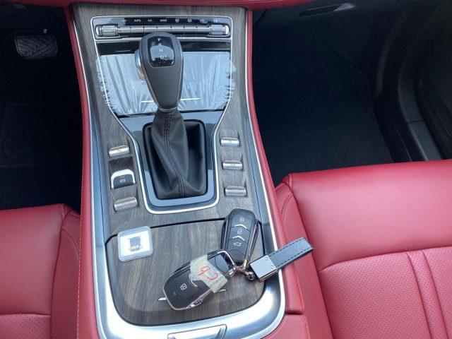 DFSK Glory 600 Glory 600 1.5 177cv AT 7 posti Interni Pelle rossa