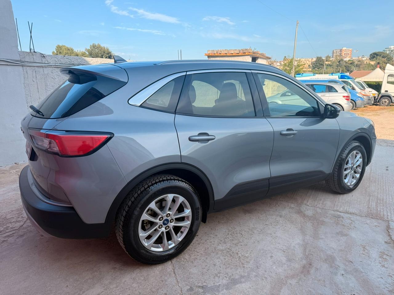 Ford Kuga 1.5 EcoBlue 120 CV aut. 2WD Titanium Business