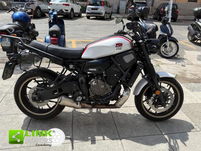 YAMAHA XSR 700 TRIBUTE
