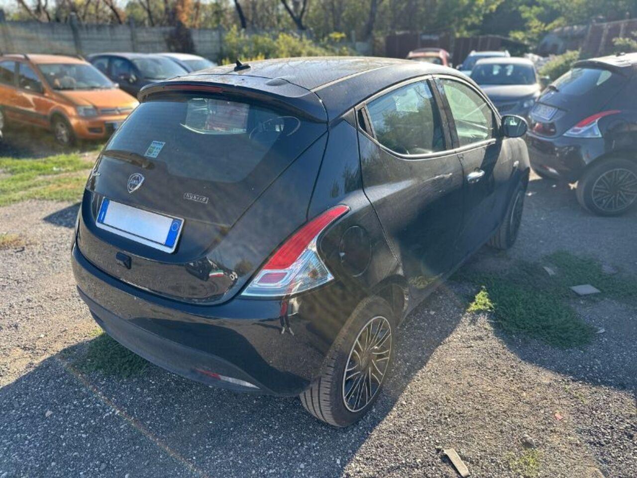 LANCIA Ypsilon III 2021 - Ypsilon 1.0 firefly hybrid Gold s&s 70cv 5p.ti