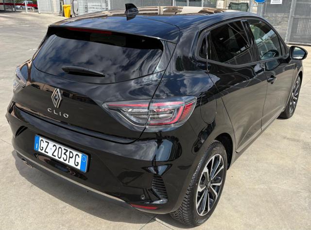 RENAULT Clio TCe 90 CV 5 porte Techno