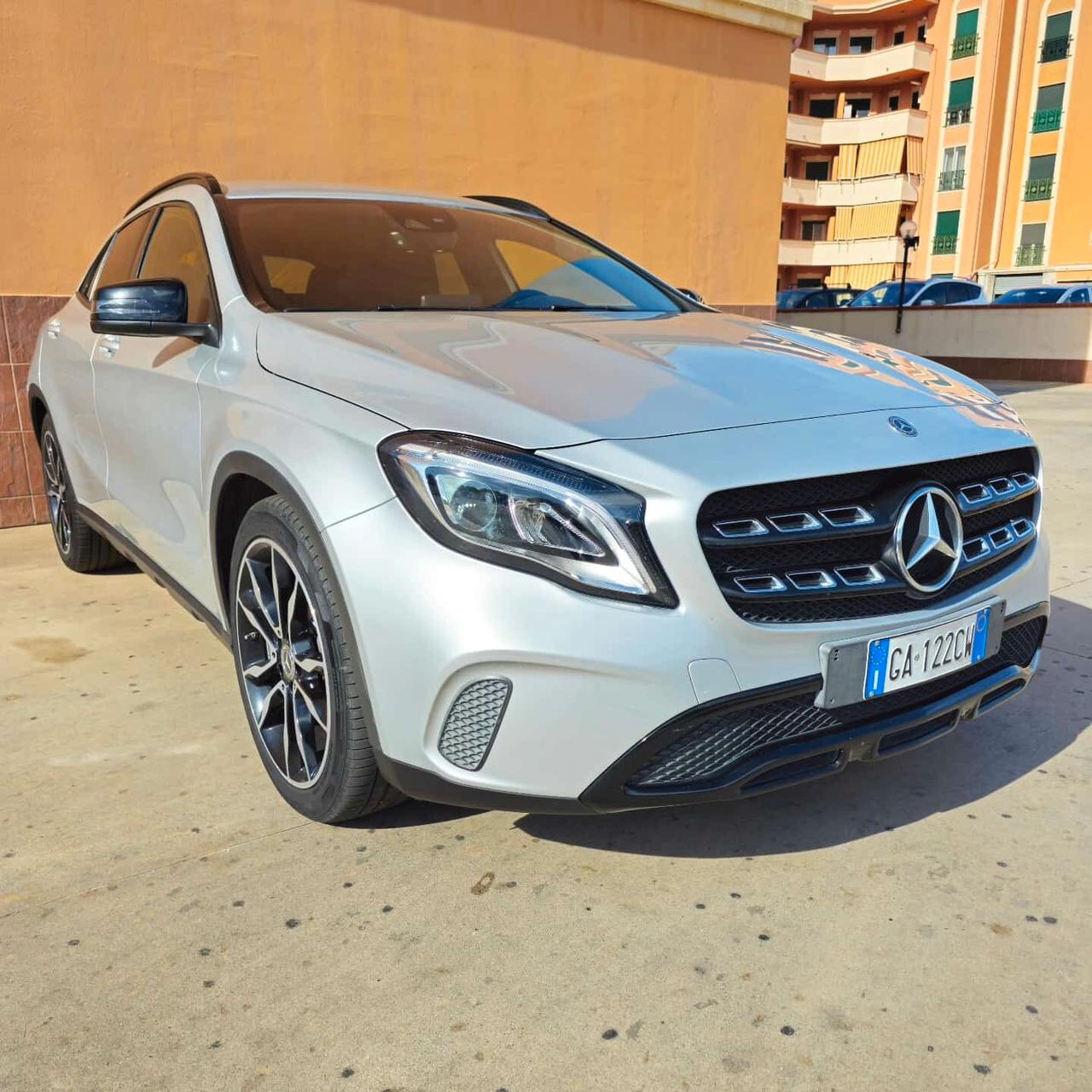 Mercedes-benz GLA 200 d Automatic 4Matic Premium