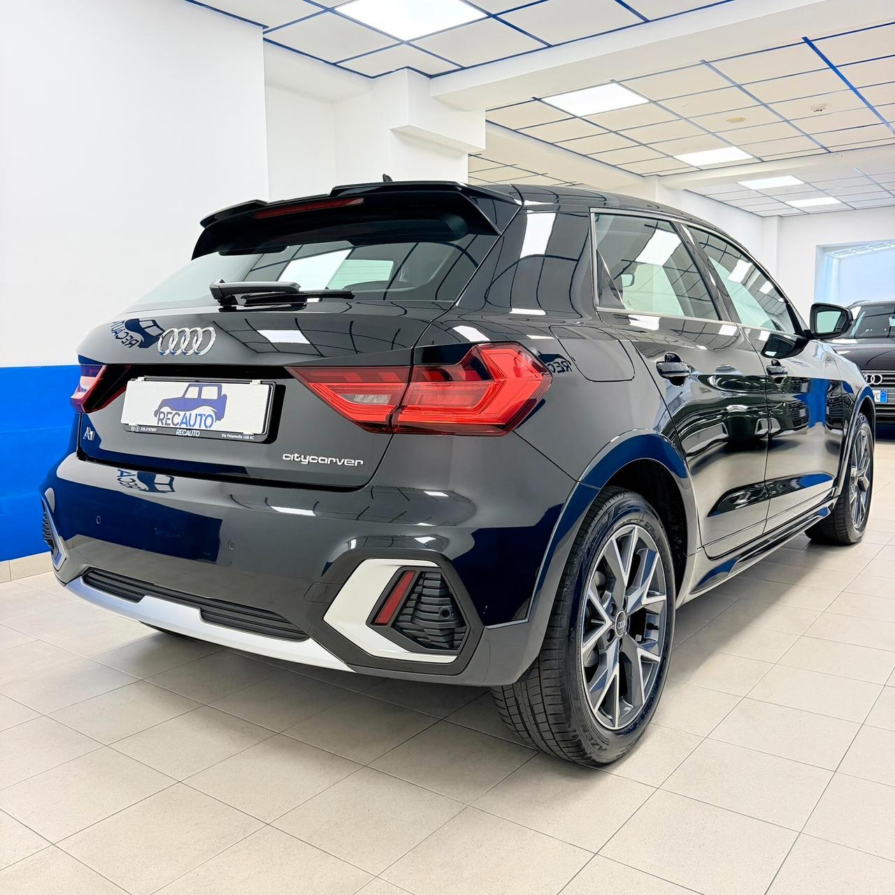 Audi A1 citycarver 30 TFSI S tronic Identity Contrast
