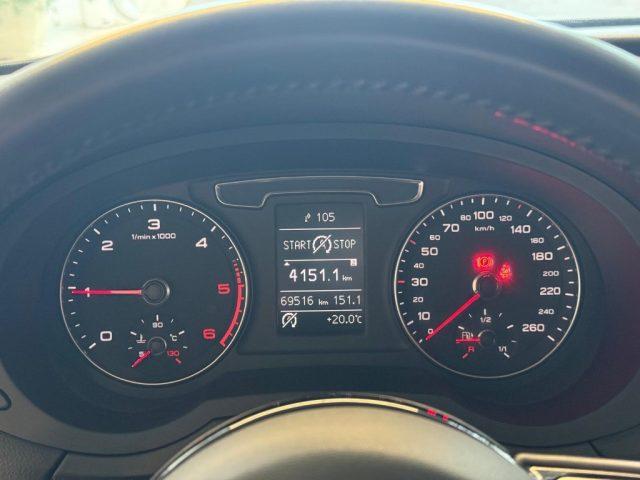 AUDI Q3 2.0 TDI 120 CV Business