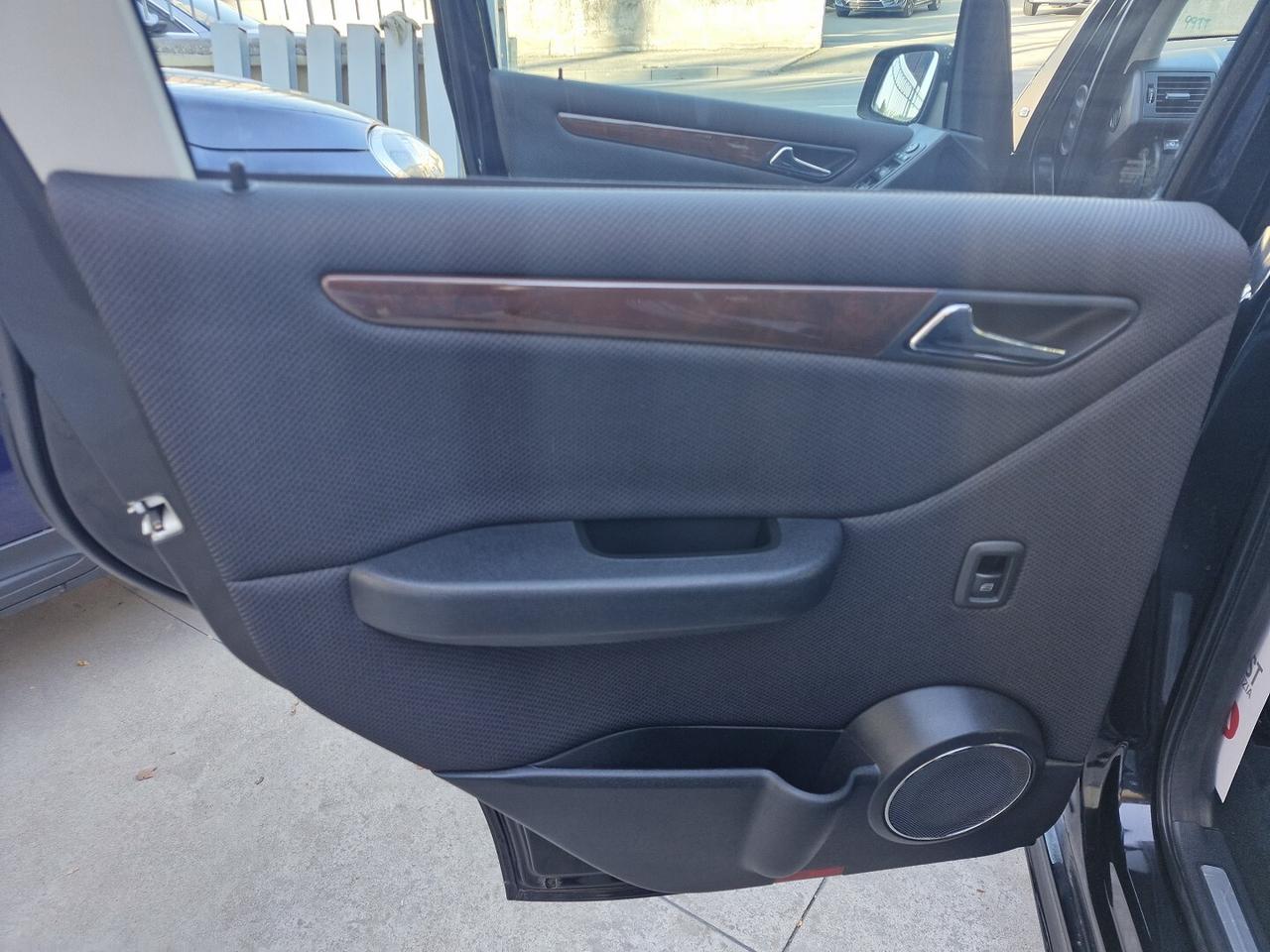 MERCEDES CLASSE A160 BlueEFFICIENCY GPL ANNO 2012