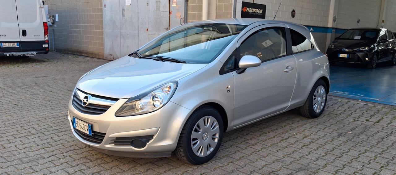 Opel Corsa 1.2 Sport 85cv NeopatentatiOK