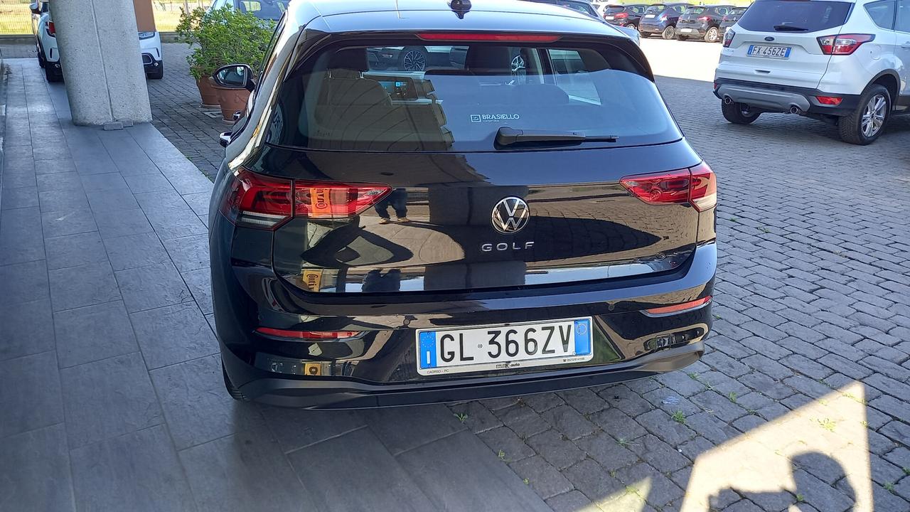 Volkswagen Golf 2.0 TDI DSG Life 115 cv