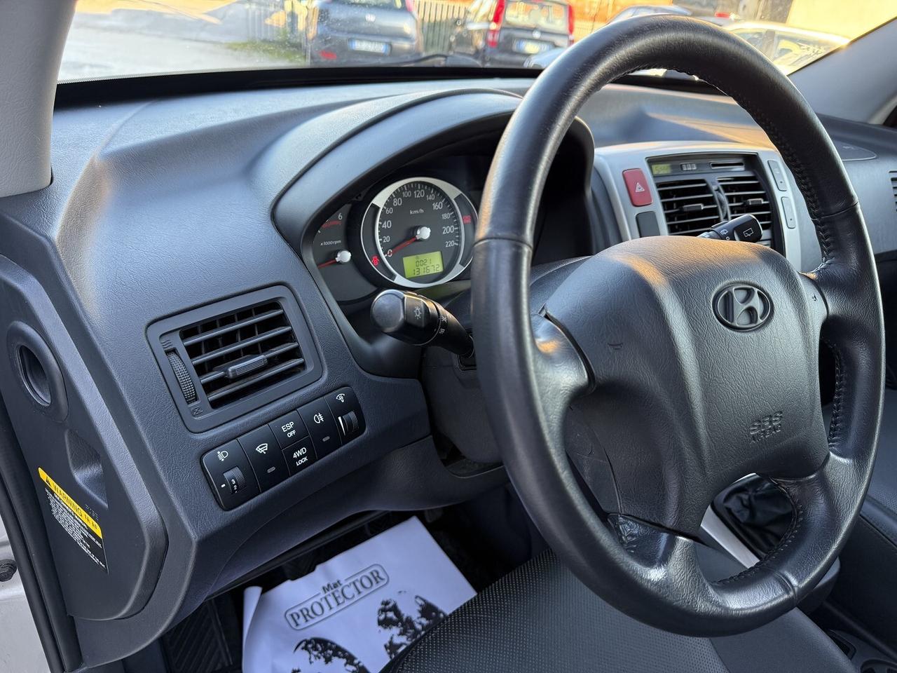 HYUNDAI TUCSON 2.0 CRDI 4 WD DYNAMIC UNICO GANCIO
