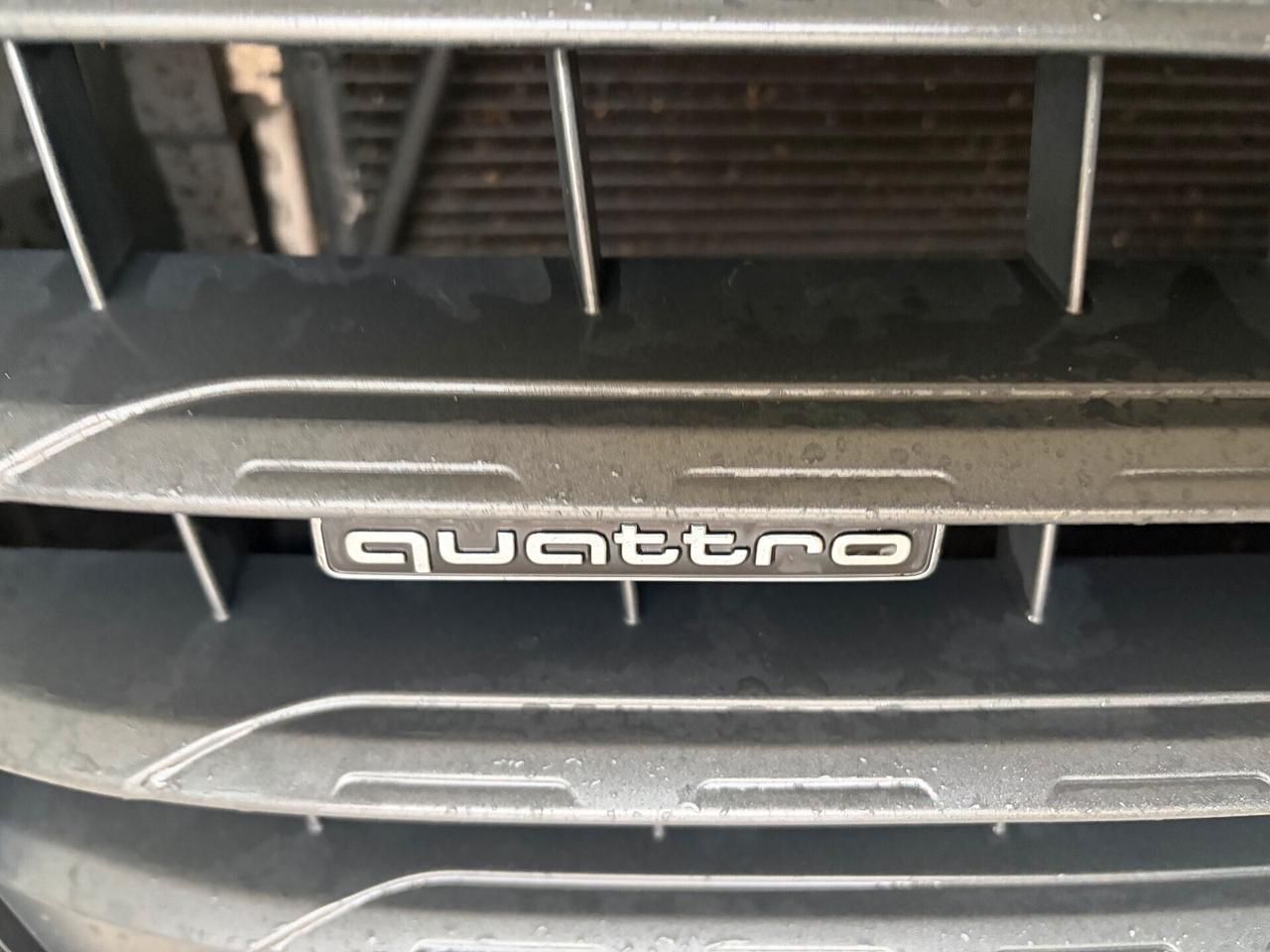 AUDI Q3 2.0 TDI 150 CV QUATTRO SPORT "MANIACALE"