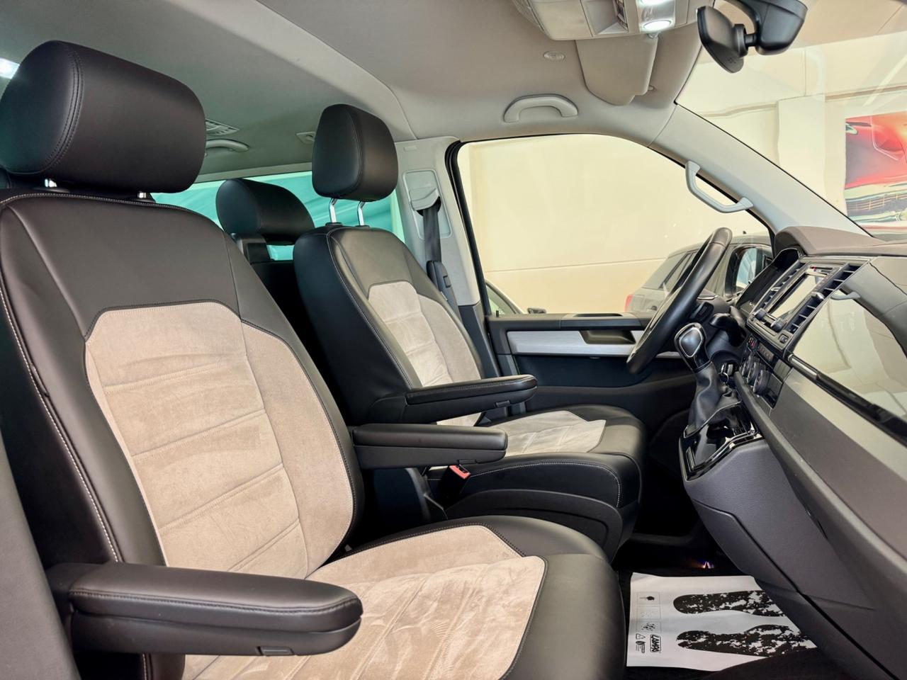 Volkswagen Multivan 2.0 TDI 204CV DSG Bulli 70