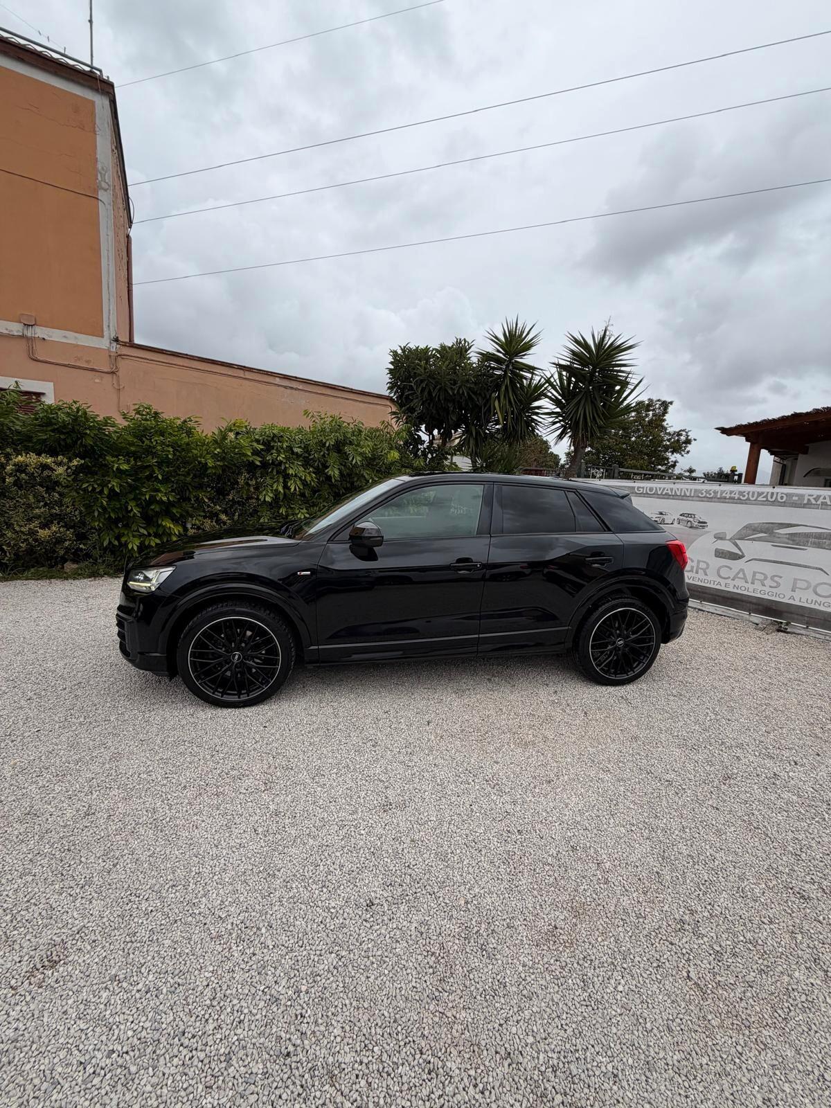 Audi Q2 35 TDI quattro S tronic Identity Black