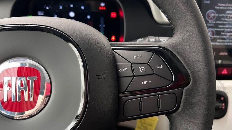 FIAT Panda 1.0 FireFly S&S Hybrid Pandina CARPLAY PDC POST