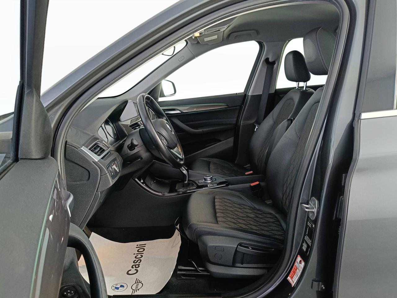 BMW X1 F48 2019 - X1 sdrive18d xLine auto