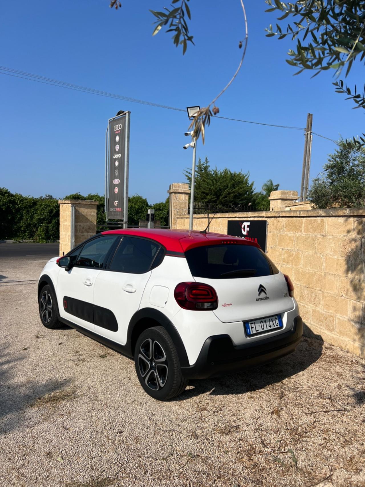 Citroen C3 PureTech 82 Shine xfetta!!! Km ufficiali!!