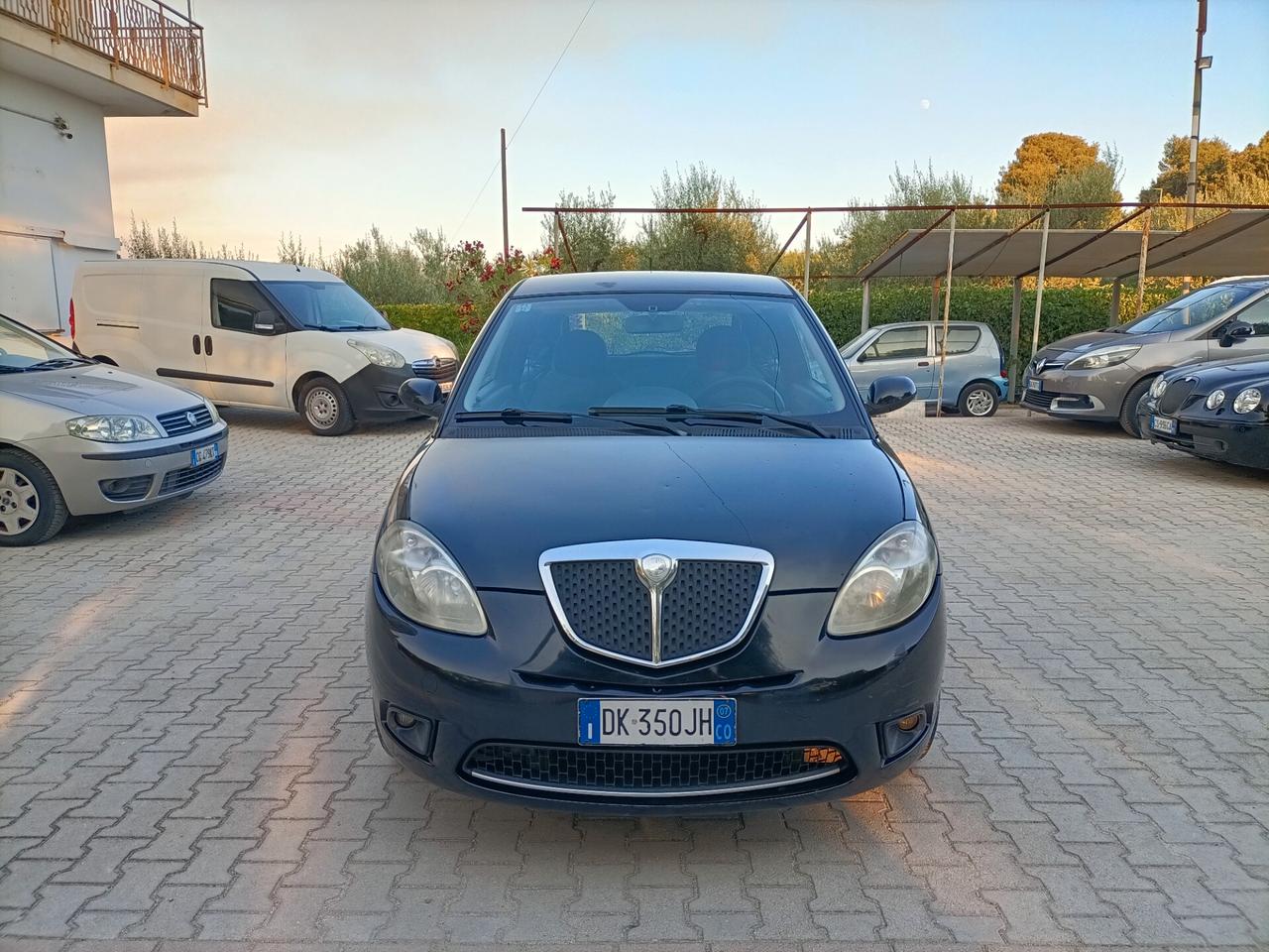 Lancia Ypsilon 1.2 Argento