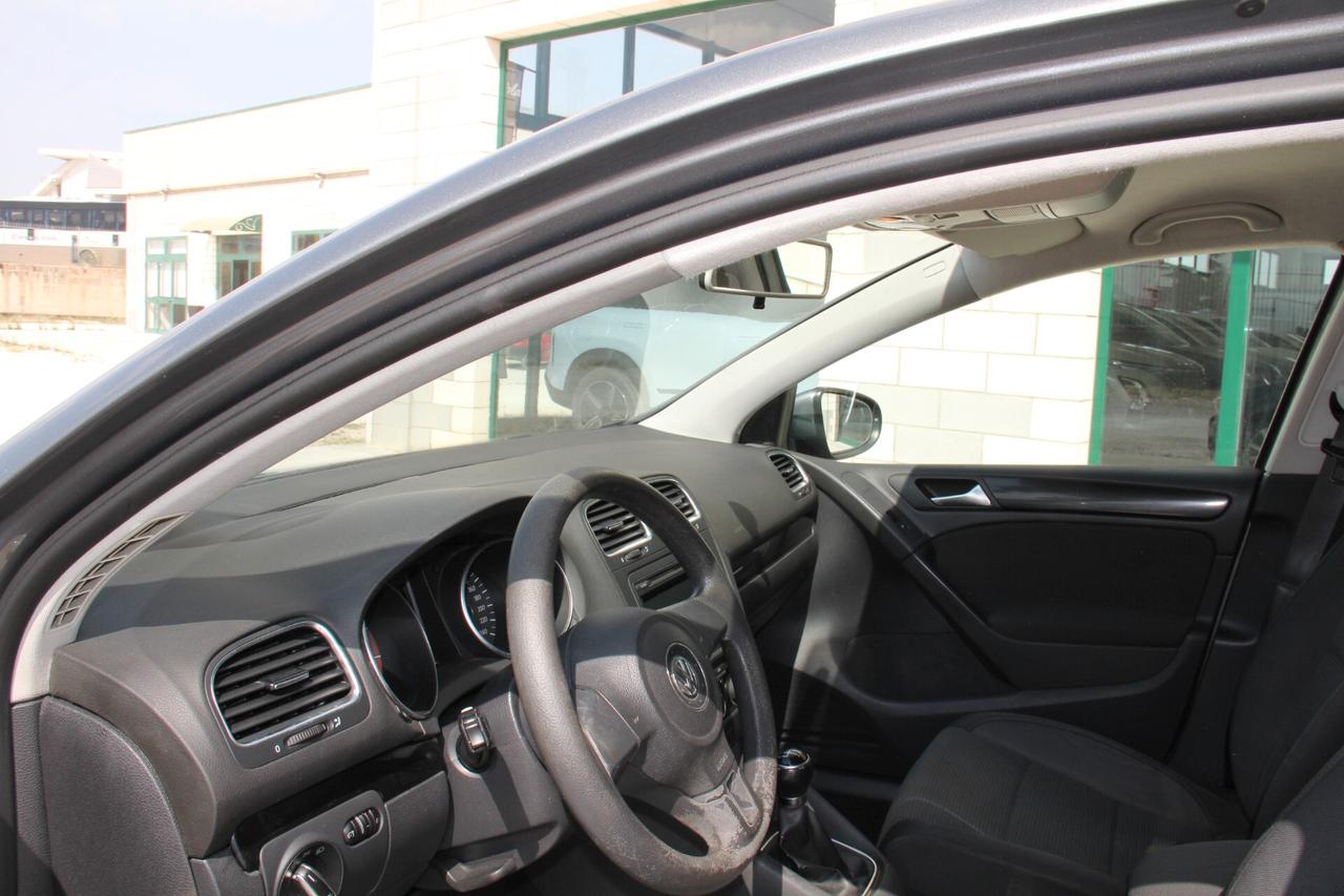 Volkswagen Golf 1.2 TSI 5p. Comfortline (77KW-105CV Neopatentati)